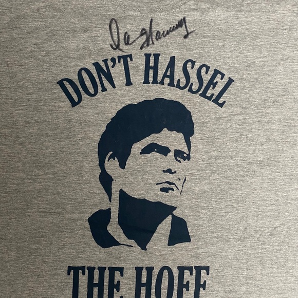 Autographed David Hasslehoff Grey T Shirt- New - Picture 2 of 3